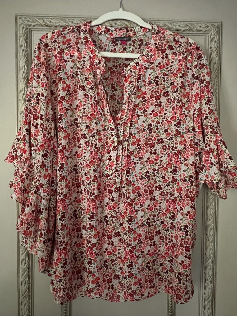 Vince Camuto Pink Floral Tie-Neck Ruffle Sleeve Blouse